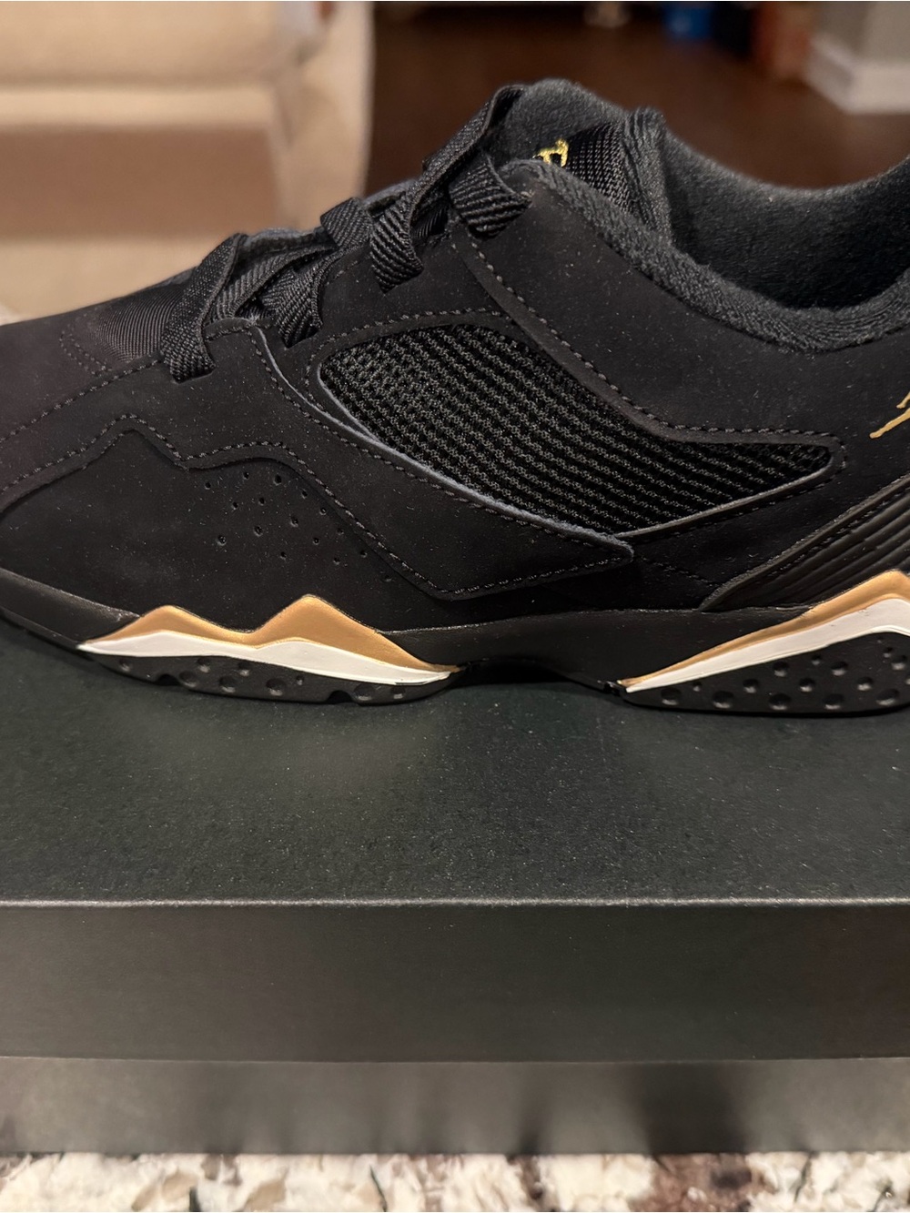 Jordan’s Black & Gold MVP 92